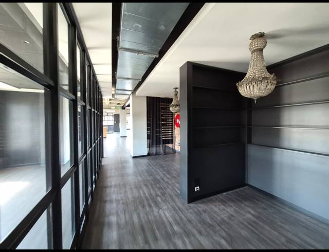 745M² OFFICE FOR SALE IN ROSEBANK